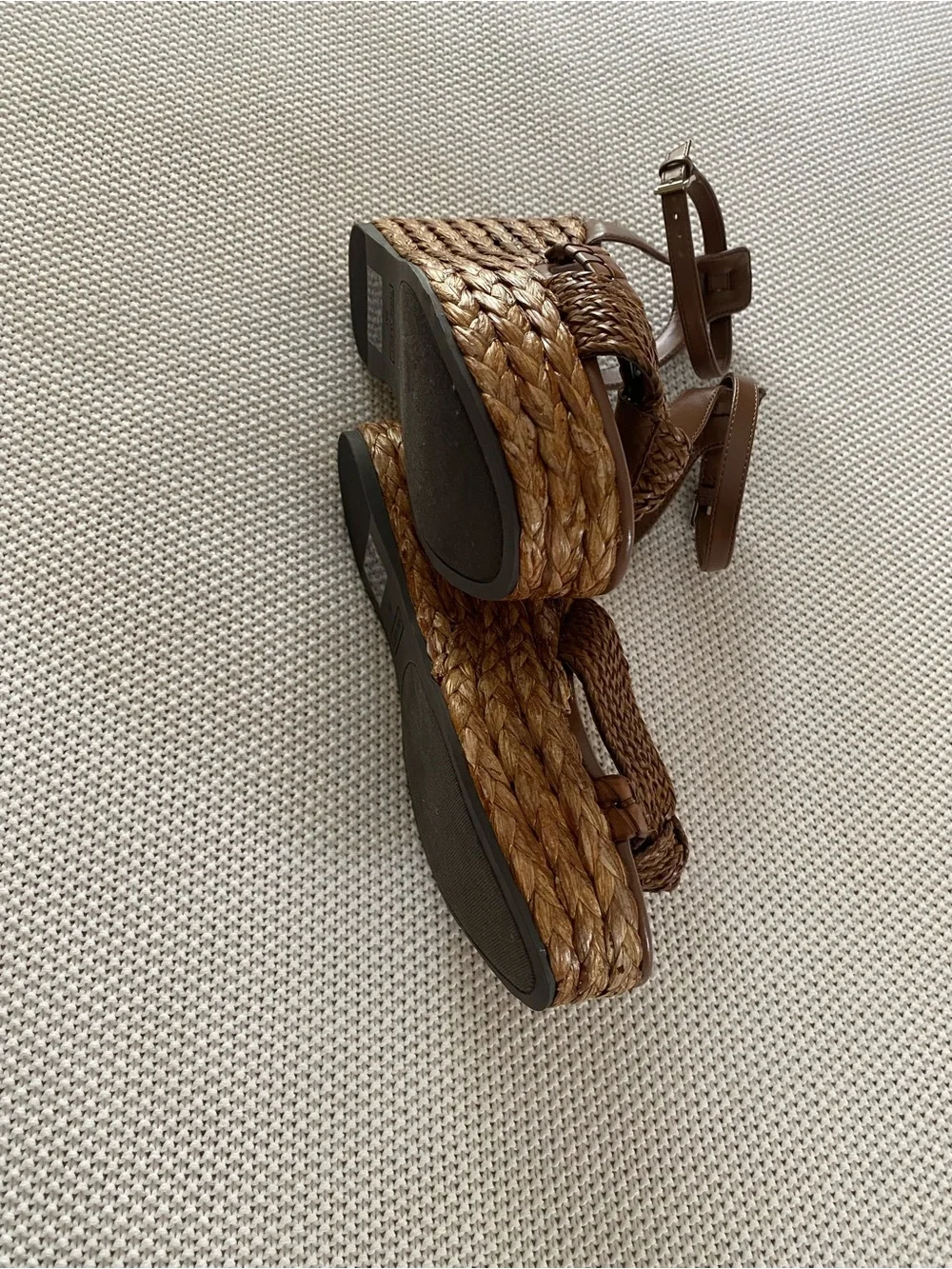 Nine West 8M Cognac Brown Braided Knot Platform Wedge Sandals
